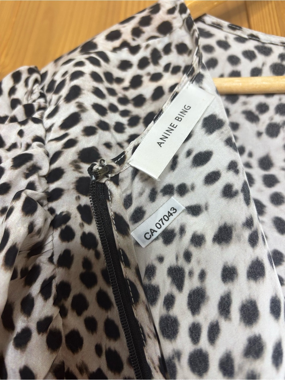 Anine Bing Kingston Long Sleeve Leopard-Print Mini Dress in Size Large - Picture 6 of 12